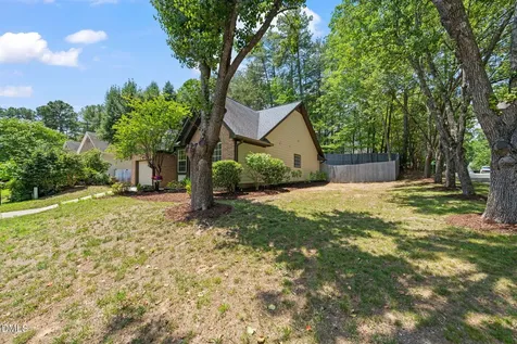 111 Carriage Circle Chapel Hill NC 27514