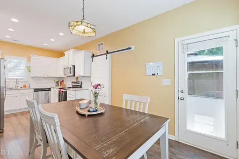 118 Yellow Jacket Ridge Clayton NC 27520