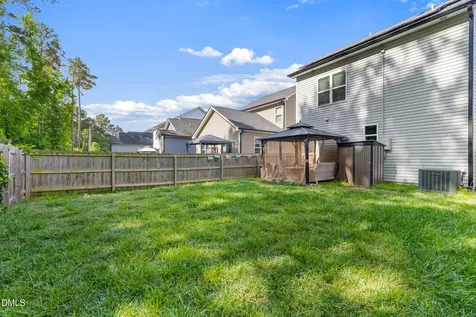 118 Yellow Jacket Ridge Clayton NC 27520