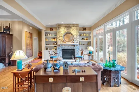 27425 Walker Chapel Hill NC 27517
