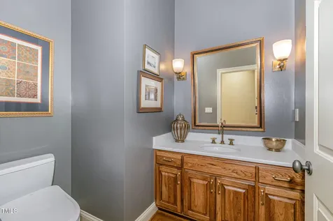27425 Walker Chapel Hill NC 27517
