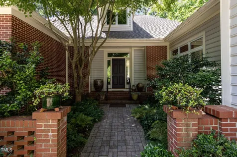 27425 Walker Chapel Hill NC 27517