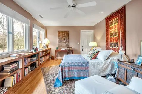 27425 Walker Chapel Hill NC 27517