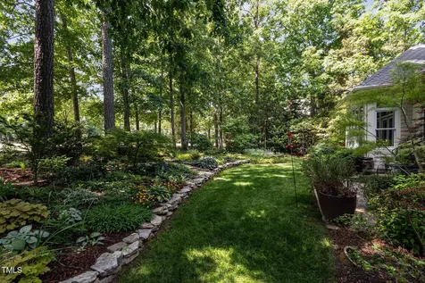 27425 Walker Chapel Hill NC 27517