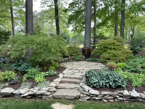 27425 Walker Chapel Hill NC 27517
