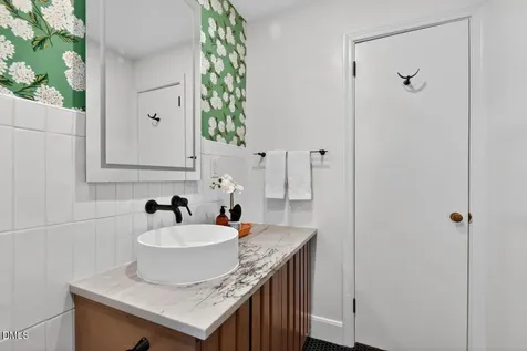 312 Dacian Avenue Durham NC 27701