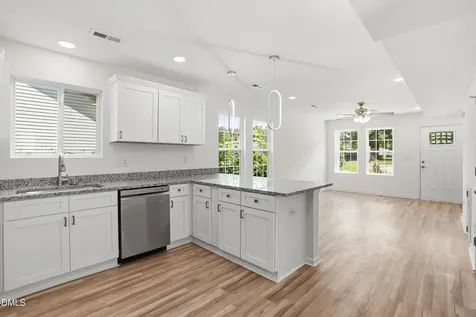 516 Singletary Street SE Wilson NC 27893