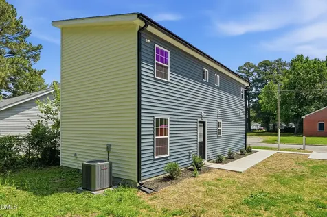 516 Singletary Street SE Wilson NC 27893