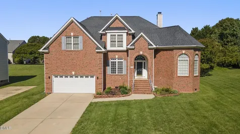 106 Beckford Road Cary NC 27518