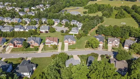 106 Beckford Road Cary NC 27518