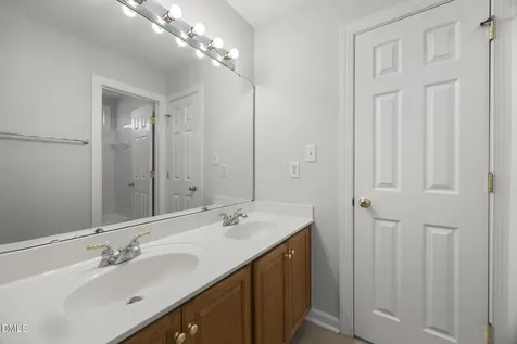 106 Beckford Road Cary NC 27518