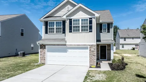 745 Frosty Way Zebulon NC 27597