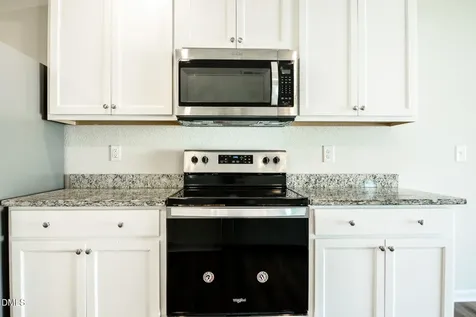 745 Frosty Way Zebulon NC 27597