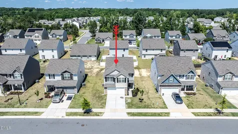 745 Frosty Way Zebulon NC 27597