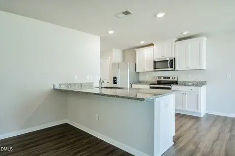 745 Frosty Way Zebulon NC 27597