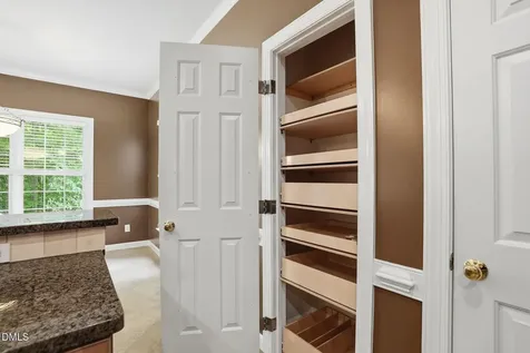 502 Cricketfield Lane Cary NC 27518