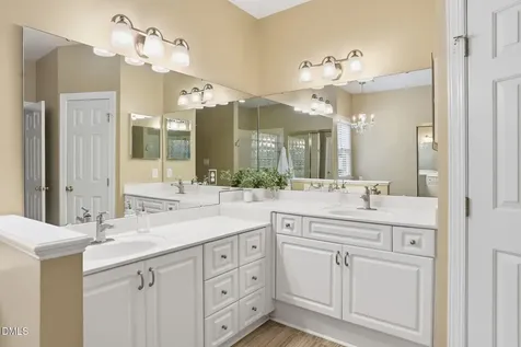 502 Cricketfield Lane Cary NC 27518