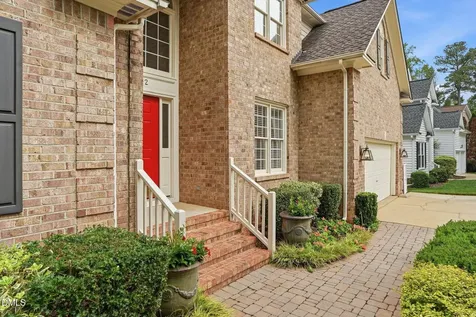 502 Cricketfield Lane Cary NC 27518