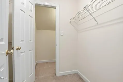 502 Cricketfield Lane Cary NC 27518