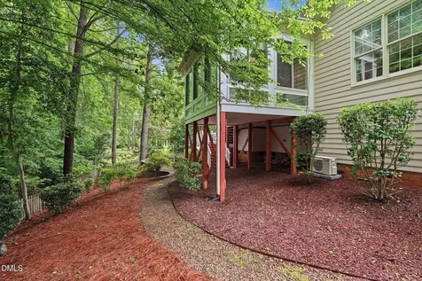 502 Cricketfield Lane Cary NC 27518