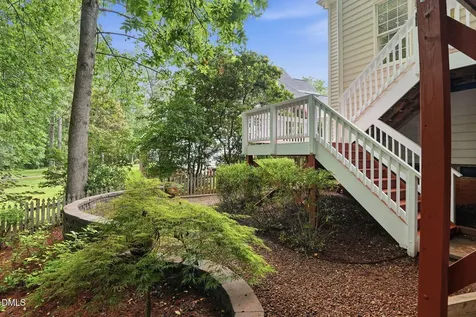 502 Cricketfield Lane Cary NC 27518