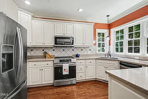 178 Caledonia Lane Clayton NC 27520