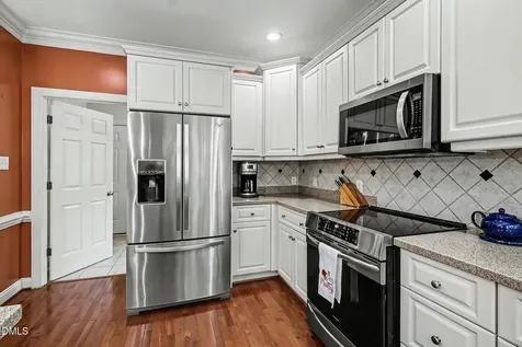 178 Caledonia Lane Clayton NC 27520