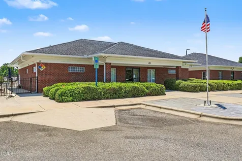 178 Caledonia Lane Clayton NC 27520