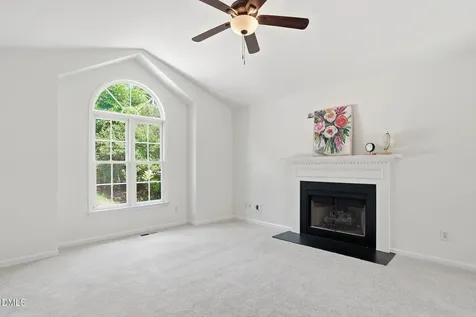 8013 Tobin Place Raleigh NC 27612