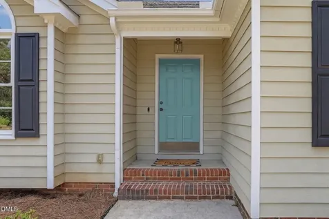 8013 Tobin Place Raleigh NC 27612