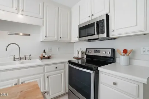 8013 Tobin Place Raleigh NC 27612