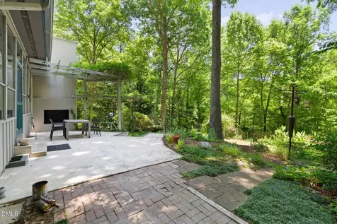 1120 Sourwood Drive Chapel Hill NC 27517