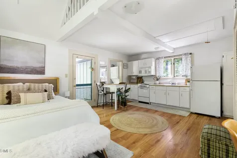 1120 Sourwood Drive Chapel Hill NC 27517