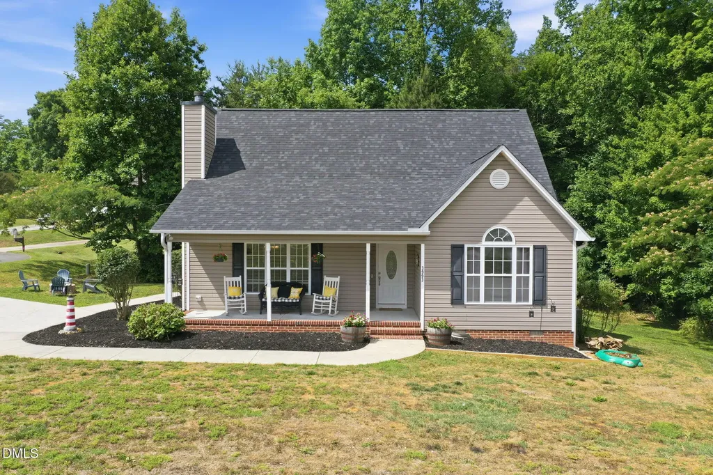3993 Yount Court Burlington NC 27215