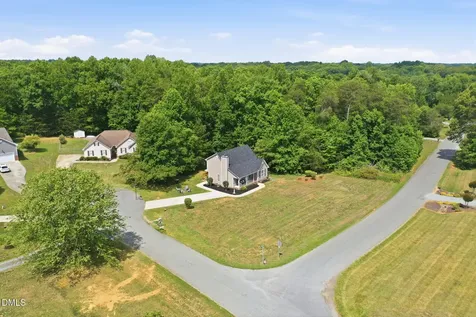 3993 Yount Court Burlington NC 27215