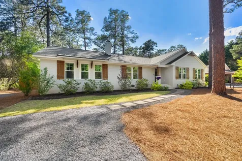 5 Mcleod Road Pinehurst NC 28374