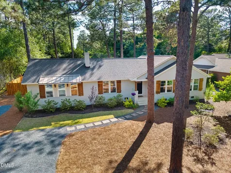 5 Mcleod Road Pinehurst NC 28374