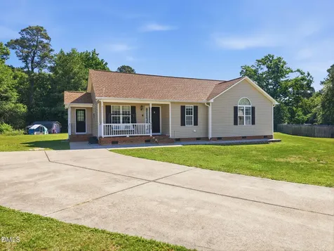 6821 Flying Eagle Court Wendell NC 27591
