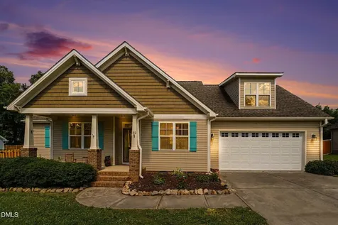32 Avondale Drive Lillington NC 27546