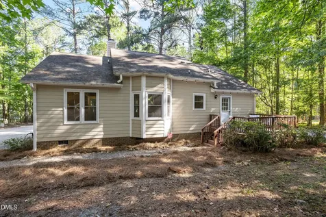 213 Long Needle Drive Clayton NC 27520