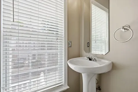5408 Bayside Court Raleigh NC 27613