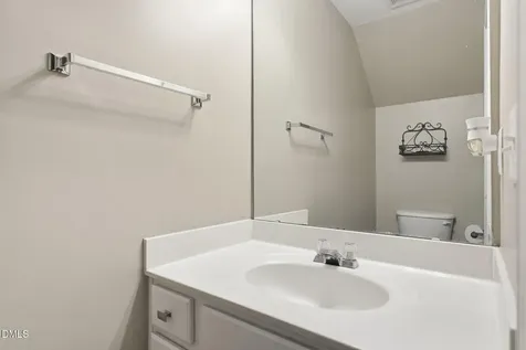 5408 Bayside Court Raleigh NC 27613