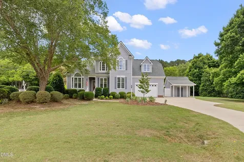 9356 Wakefields Oak Grove Drive Zebulon NC 27597