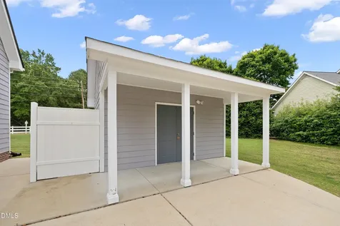 9356 Wakefields Oak Grove Drive Zebulon NC 27597