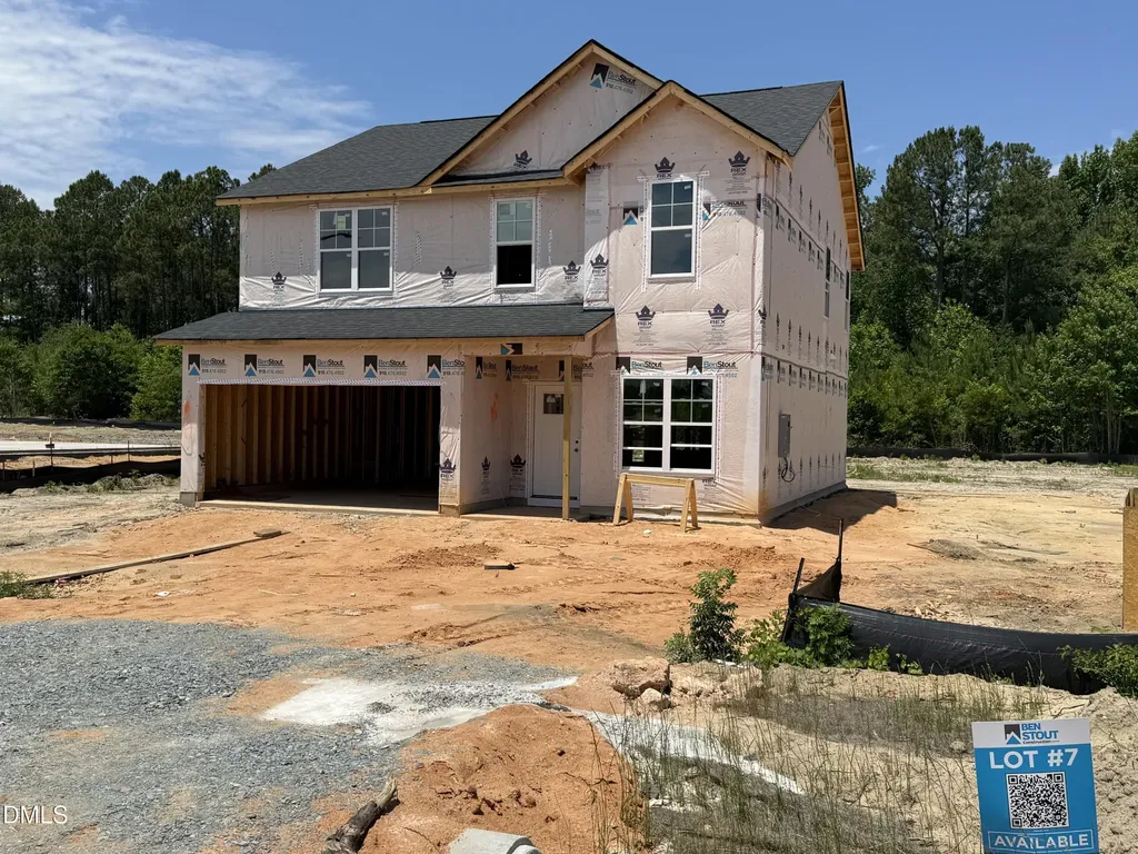 111 Ambrosia Way Bunnlevel NC 28323