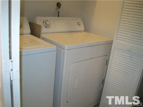 111 Charter Oaks Circle Cary NC 27511