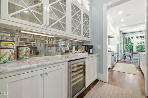 2808 Anderson Drive Raleigh NC 27608