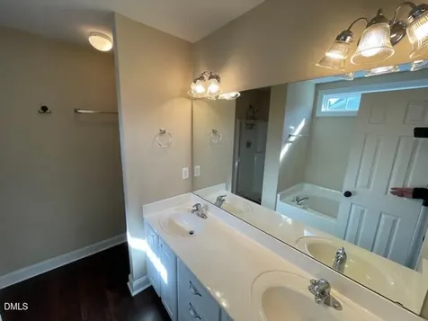 433 Holly Thorn Trace Holly Springs NC 27540