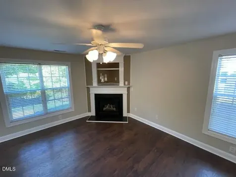 433 Holly Thorn Trace Holly Springs NC 27540