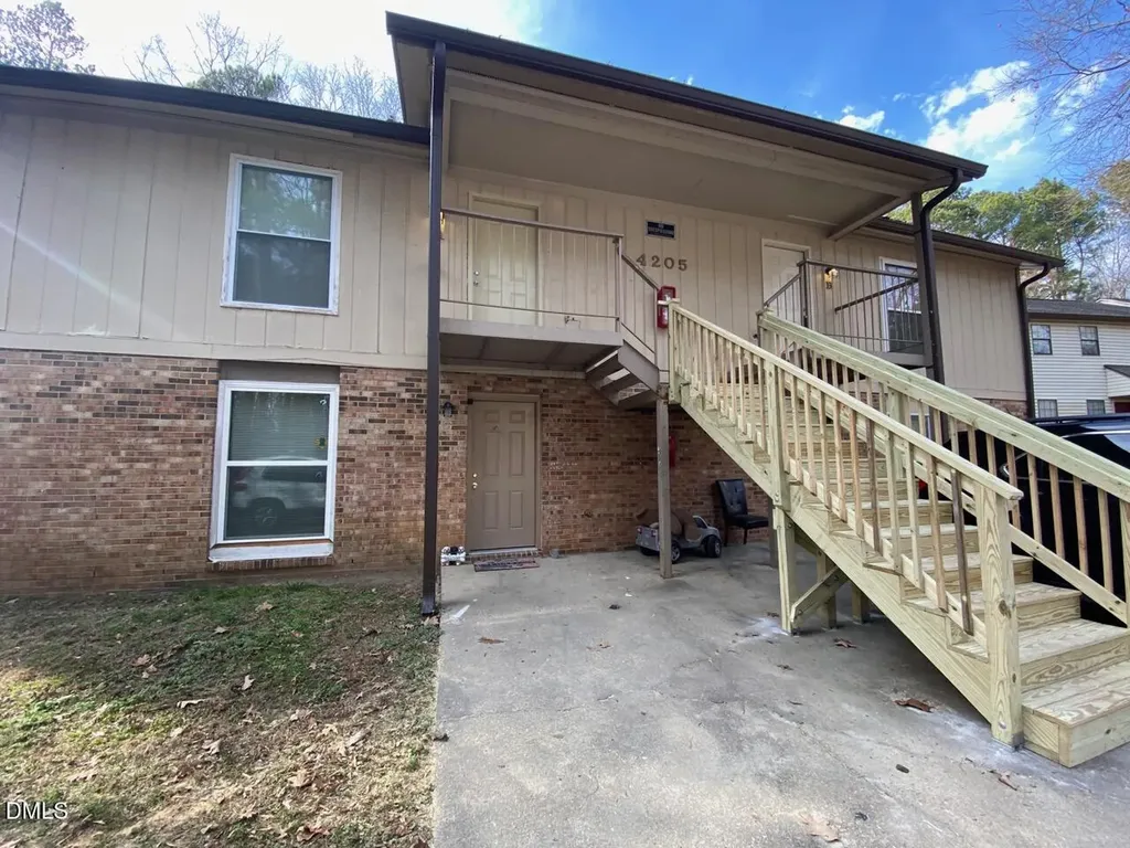 4205 Greencastle Court Raleigh NC 27604